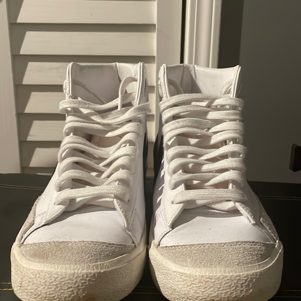 Used Nike Blazer Mid ‘77 vintage w/box